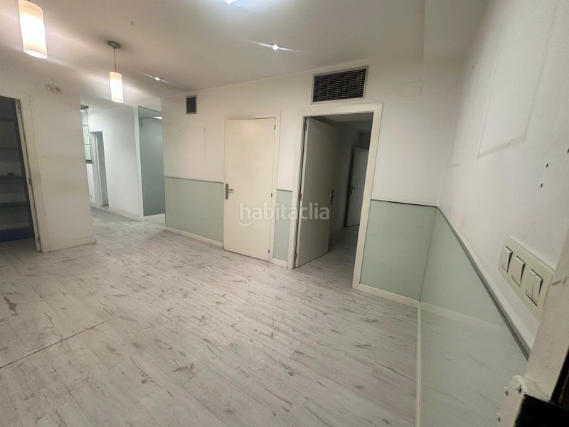 Foto 52a9b501-e51c-4afe-b1bb-0c92981813a6. Miete büro in Centro Ourense