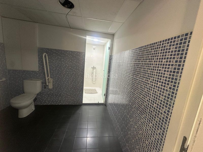 Foto cb5ab7a5-e898-483f-b1b2-7f5c62a8e055. Miete büro in Centro Ourense