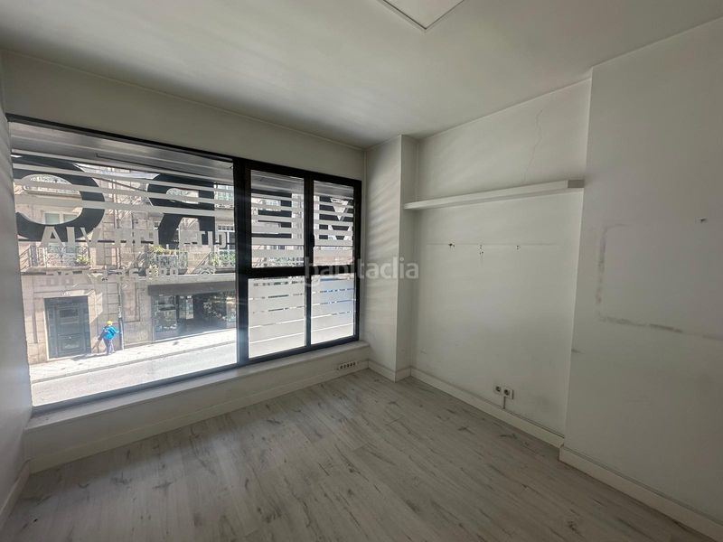Foto e257bbaf-a8e2-4208-9817-3476cc02d2cb. Miete büro in Centro Ourense