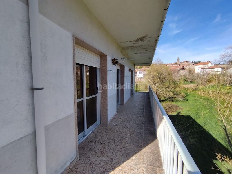 Foto 71359823-33ad-4b8b-bffc-6e998dc1c3b4. Casa amb aparcament a Muíños