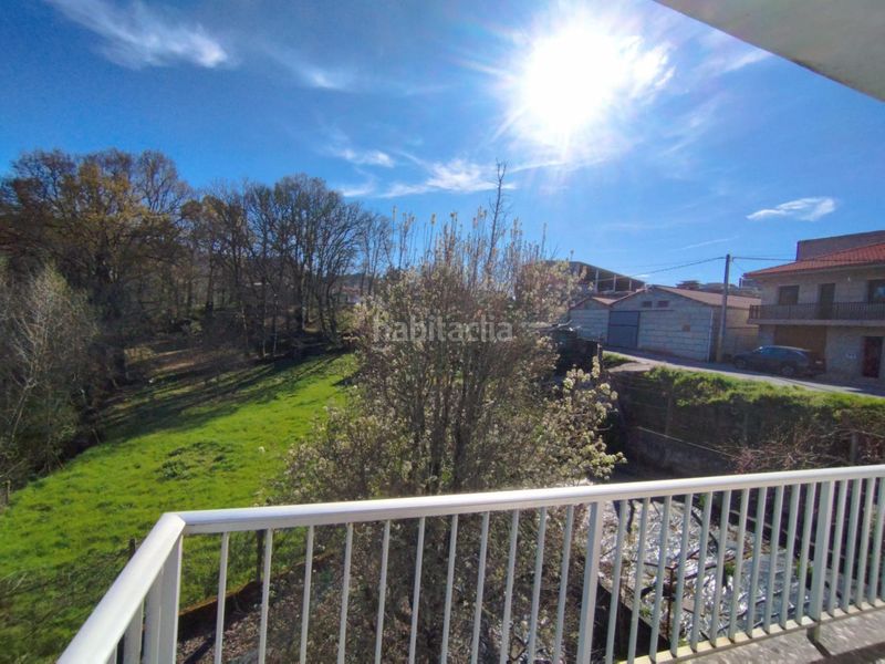 Foto 79e6b6d1-c805-4618-b53c-c93e6dd9c589. Casa amb aparcament a Muíños