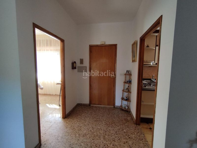 Foto eb4dc560-6409-410a-86f7-b58fd0353104. Casa amb aparcament a Muíños