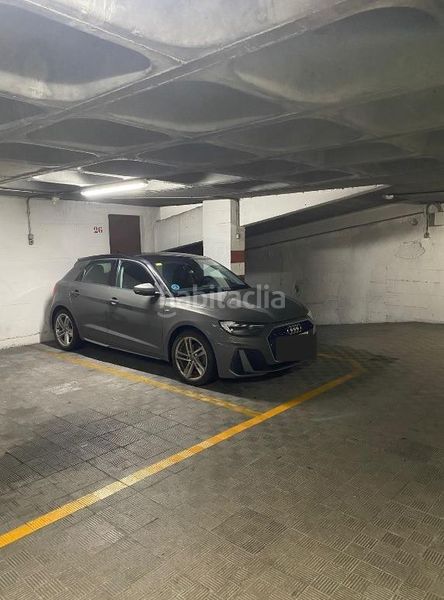 Foto e76ce906-5b16-40b0-94ee-9a1ef04f1c8d. Aparcament cotxe a Centro Ourense