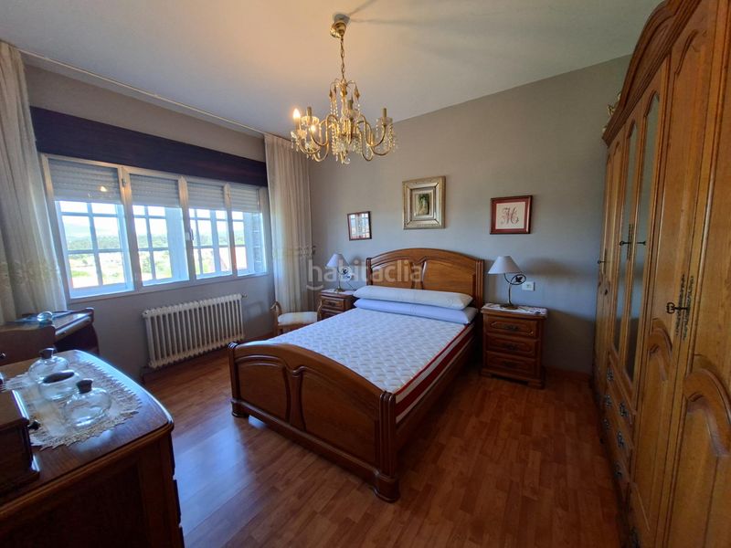 Foto ab78d4d5-b6ac-4a7c-a440-56fc7f1fb585. Casa amb calefacció aparcament a Cornazo Vilagarcía de Arousa