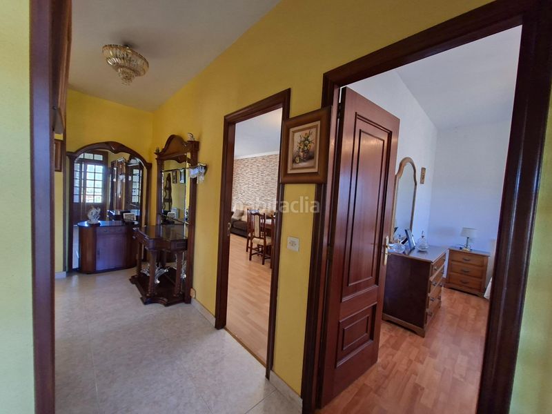 Foto ad1d553e-22e9-4b43-b06a-0f57140fa309. Casa amb calefacció aparcament a Cornazo Vilagarcía de Arousa