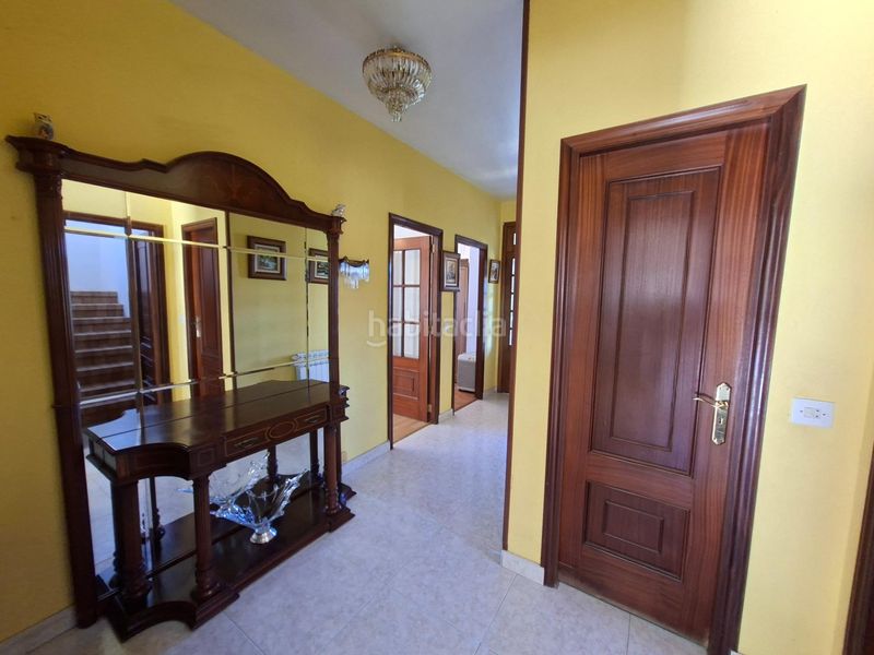 Foto bcd5138d-4fef-4dad-b9da-4b21120a0422. Casa amb calefacció aparcament a Cornazo Vilagarcía de Arousa