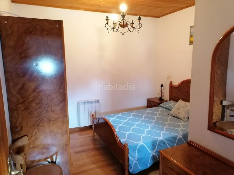 Foto 778b6dd7-dbe0-4833-b3e8-ae6d1c53c760. Casa exclusiva casa en el corazón de trives oportunidad única para vivir y trabajar en Pobra de Trives (A)