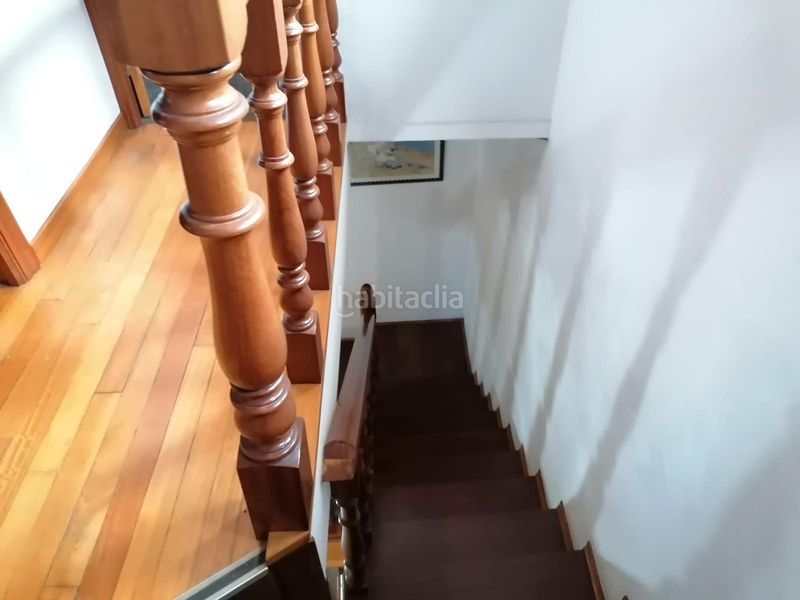 Foto 8e0218fa-9273-4b1b-8ef4-e958431444fc. Casa exclusiva casa en el corazón de trives oportunidad única para vivir y trabajar en Pobra de Trives (A)