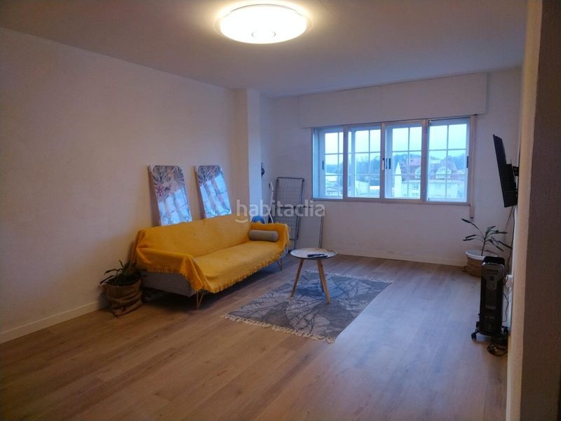 Foto ee49bfd5-9fc0-4775-9cea-39e7b53dcac9. Apartament a Vilanova de Arousa