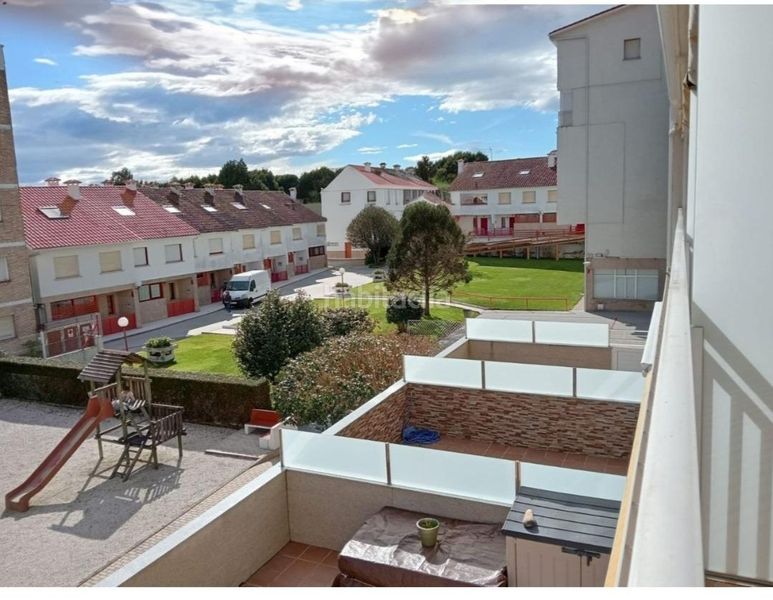 Foto 92232959-c7e1-4ee3-a05e-4040a4c26b73. Apartament amb aparcament a Sanxenxo pueblo Sanxenxo