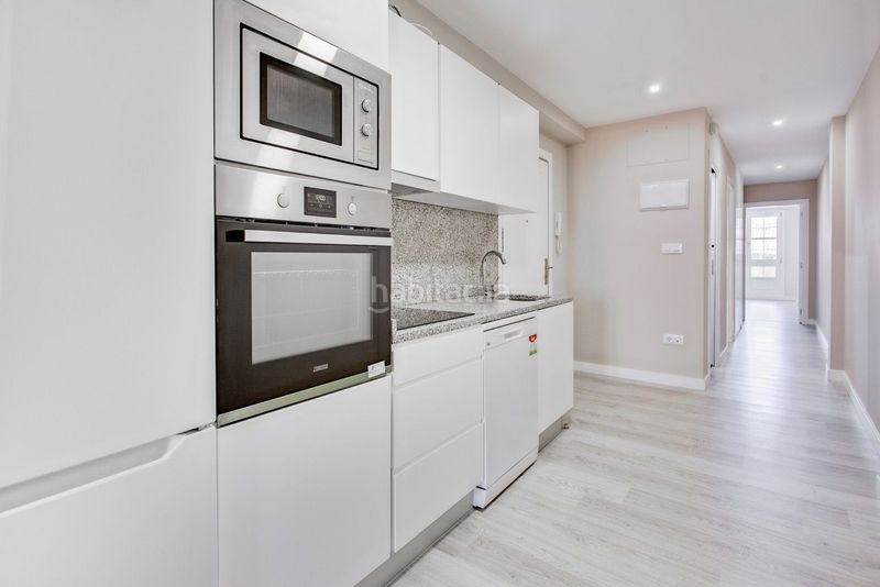 Foto c4bf809c-fdc5-4cf0-b845-03b8d4735463. Rent flat with heating in Casco Viejo Ourense