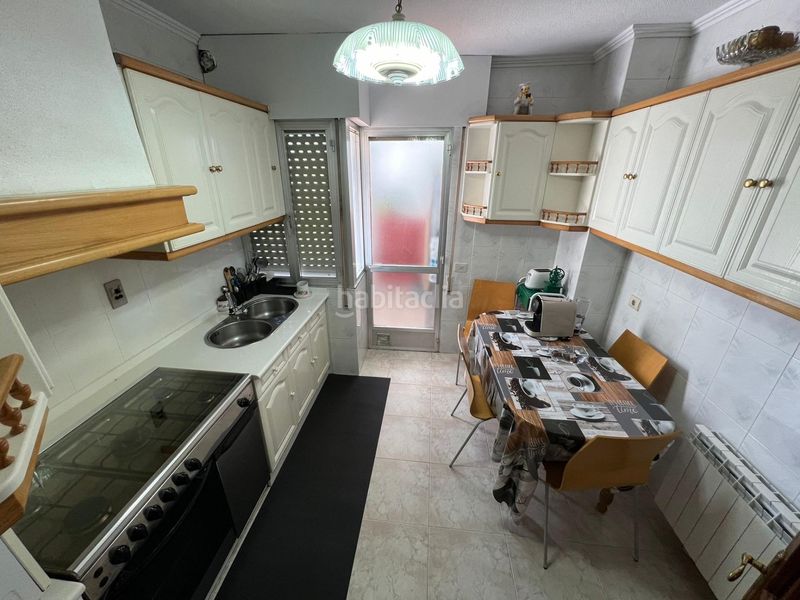 Foto a2ba8839-63e1-45a1-82b6-99ffda2a3d7b. Pis amb calefacció a Cuntis