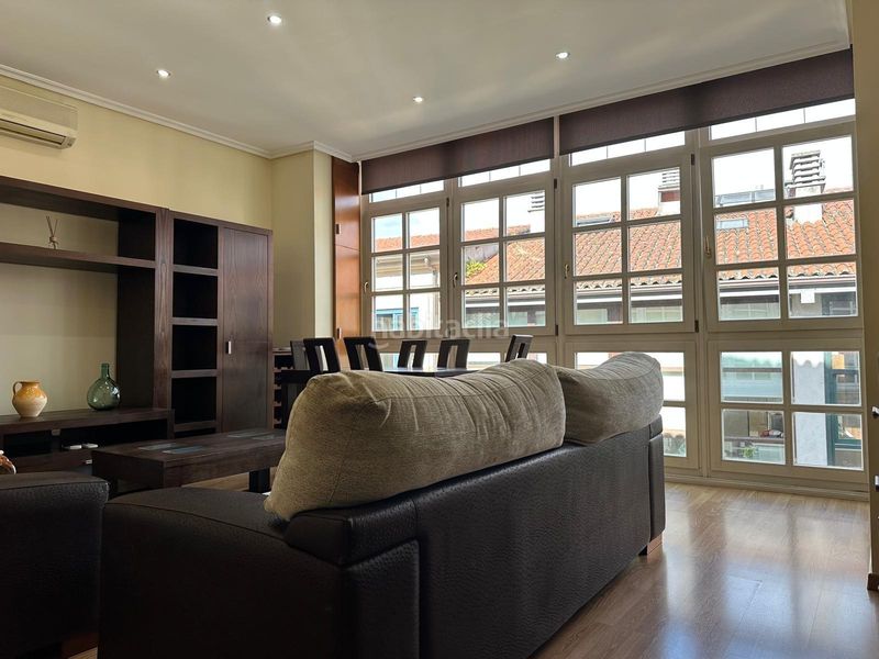 Foto 3aaa9971-0760-4a4f-b85d-964b7118b82f. Duplex con riscaldamento in Casco Viejo Ourense