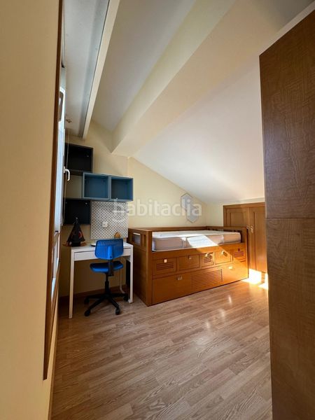 Foto e2ef840d-d3d4-40b1-bb98-0e315e2d1d50. Duplex con riscaldamento in Casco Viejo Ourense