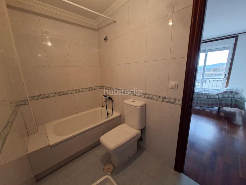 Foto b486157b-ab7b-4c4a-9623-fe746557f385. Apartament amb aparcament a Sobradelo Vilagarcía de Arousa