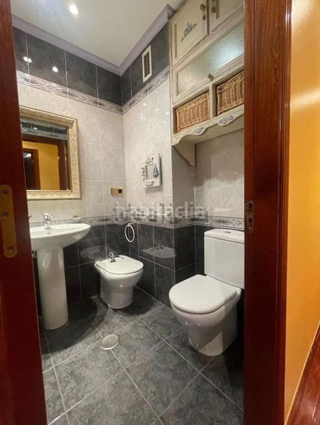 Foto 4b6f886c-5ba6-4bb8-8960-1c529b6a75ee. Location appartement avec chauffage parking dans Centro Ourense