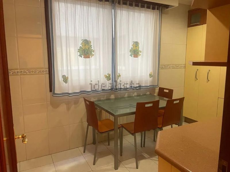 Foto b4b21f94-c3f2-499c-8048-9948b33565df. Location appartement avec chauffage parking dans Centro Ourense