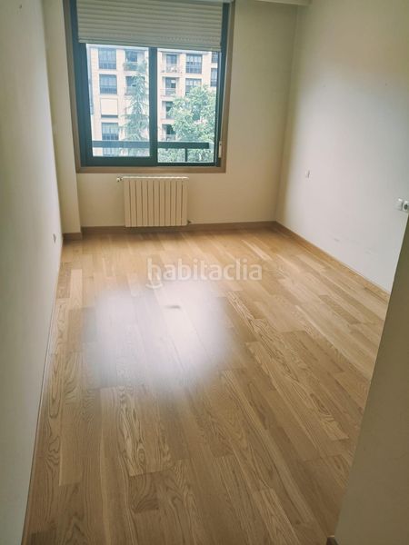 Foto 4f3c1132-0482-4196-a152-4cdc4e01856b. Rent flat with heating parking in Universidad Ourense