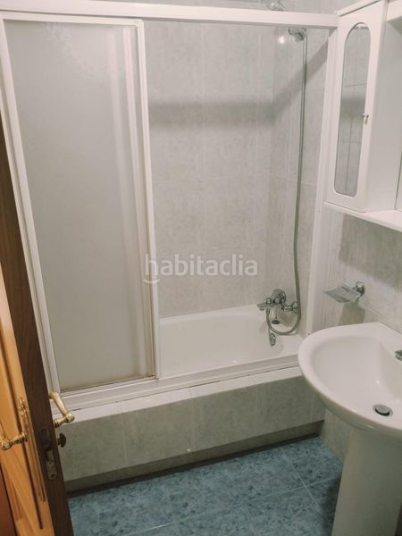 Foto 5b2acdc9-4467-4067-871c-1ad5158146f7. Rent flat with heating parking in Universidad Ourense