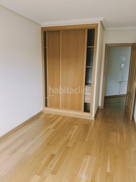 Foto 79a2ae8d-c7ec-4958-80fa-87a2db18f9a1. Rent flat with heating parking in Universidad Ourense