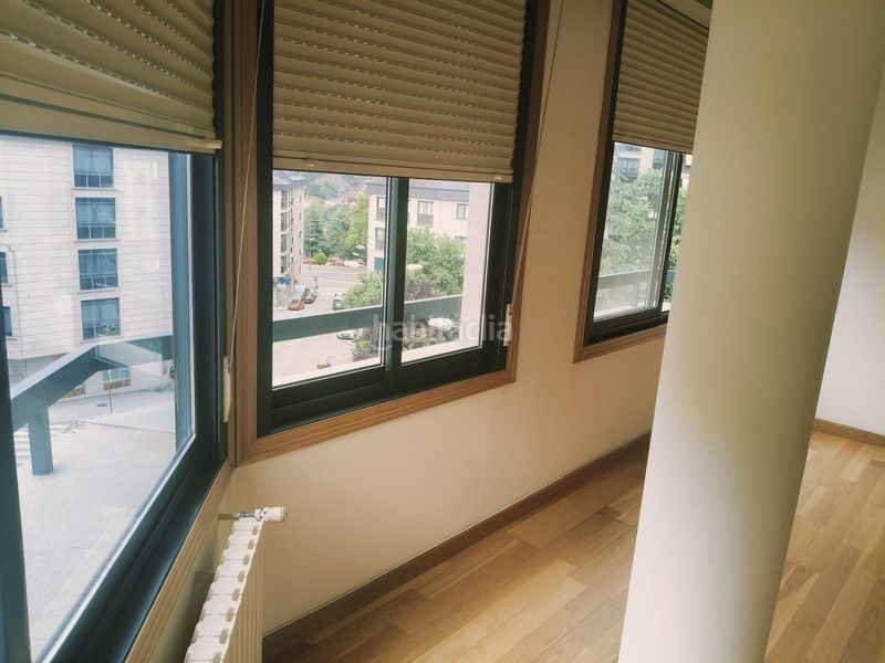 Foto 9533fa8c-32c8-411d-96c9-543ad3ac693c. Rent flat with heating parking in Universidad Ourense