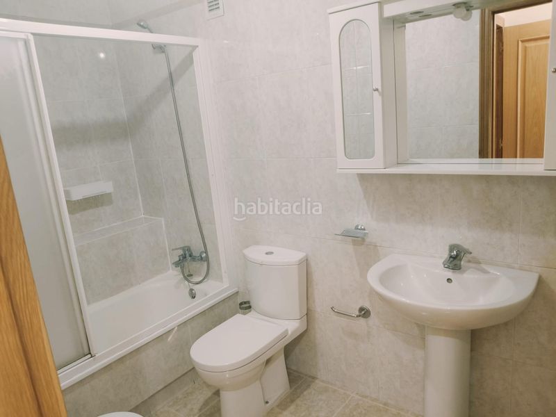 Foto c07f0836-a540-4255-b2c9-87ec5db398d7. Rent flat with heating parking in Universidad Ourense