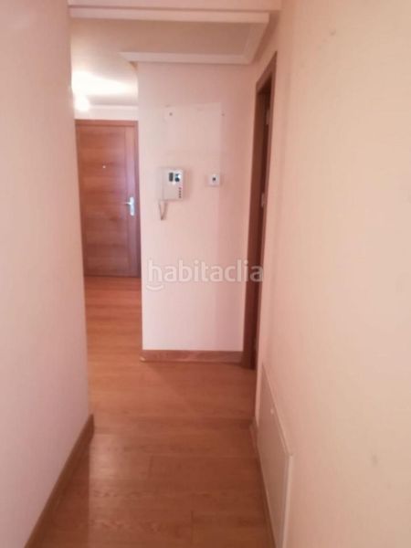 Foto cee20d72-eb67-4318-b839-cd30ee5f9cde. Pis amb calefacció aparcament a Centro Ourense