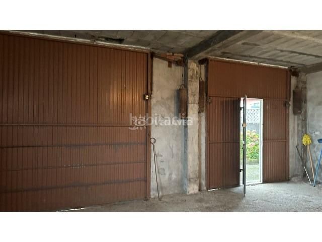 Foto 4dd29a64-da12-4baf-9af5-6421fd6fa137. Casa amb aparcament a Valadares - Beade Vigo