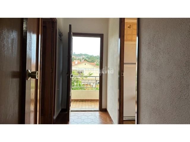 Foto c3ae7038-0944-4431-b673-5b0eef169432. Casa amb aparcament a Valadares - Beade Vigo