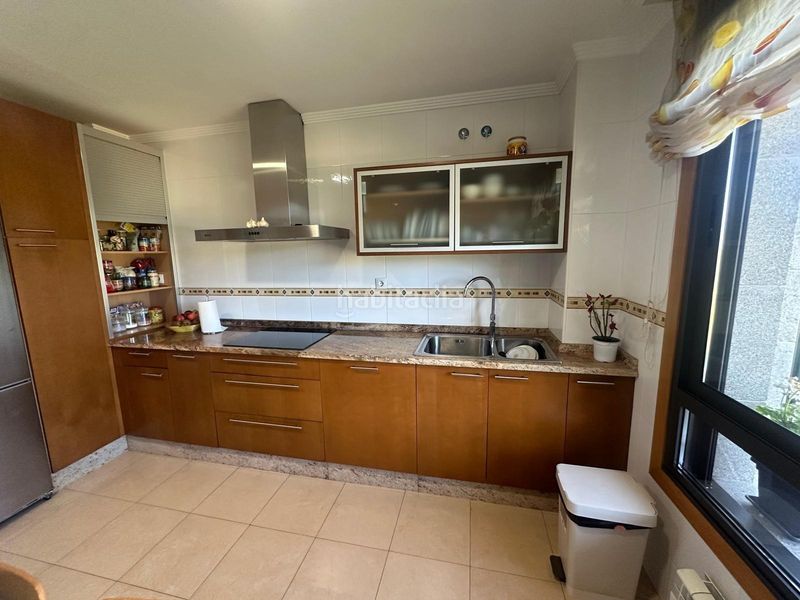 Foto 10006f00-2a96-476b-a337-f7c737f8a96c. Casa adossada amb calefacció aparcament a Coles