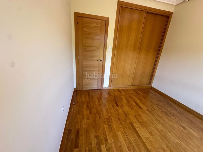 Foto 50982c30-40d8-49aa-9977-86f0fc2e38d9. Casa adossada amb calefacció aparcament a Coles