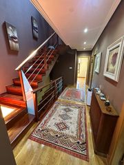 Semi detached house in Coles. Magnífico  chalet amueblado en venta zona  cambeo