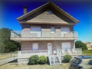Xalet a San Cristovo de Cea. Venta  chalet en san cristovo de cea