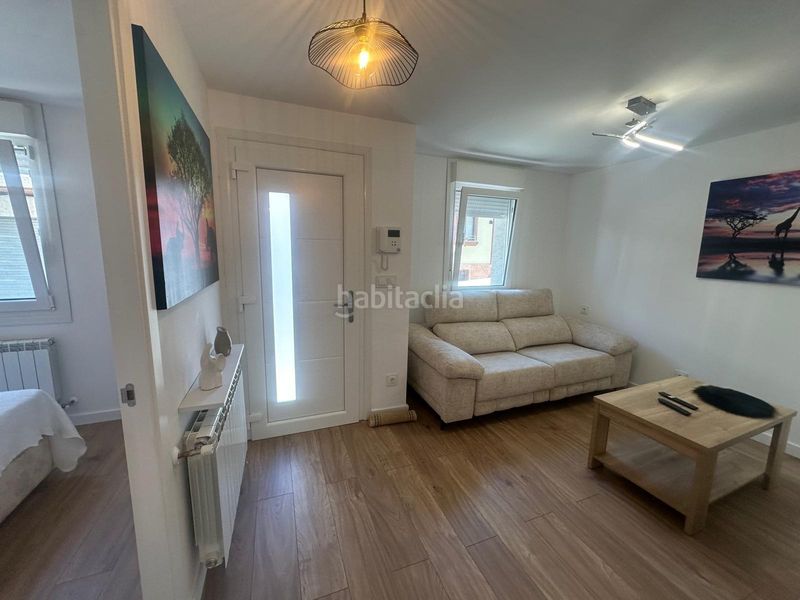 Foto e612b1e2-ddb5-4b28-858b-6c5b49ed59e8. Casa aparellada amb calefacció a Mariñamansa Ourense