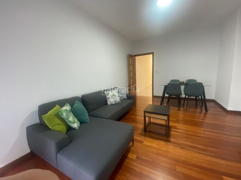 Foto f8c24617-5961-4c01-9447-924b951659a6. Pis a Caldas de Reis