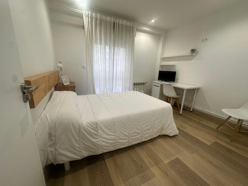 Foto dda29778-d4ac-4e87-bcc6-2c709d65a5b5. Flat with heating in Centro Ourense