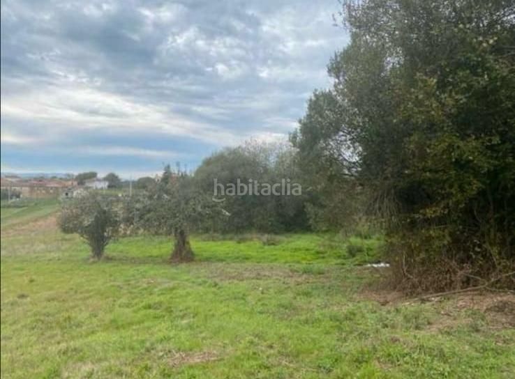 Foto a717e79e-e5a3-443c-badf-7f216127d7ff. Terreny residencial a Merca (A)