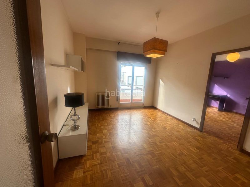 Foto 3d7e346e-41d2-4f38-8ea0-24d0ca723add. Flat with heating in Centro Ourense