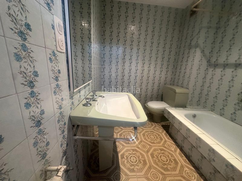 Foto e657bc95-9f2b-4b20-afe4-f3f4df43591d. Flat with heating in Centro Ourense