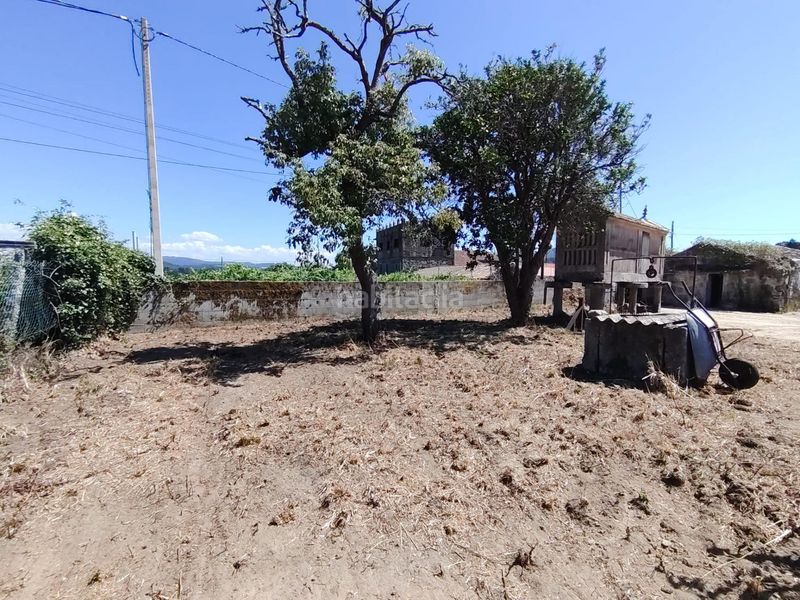 Foto f5c339e8-b704-4653-94b9-29d59e5ab717. Terreny residencial a Ribadumia