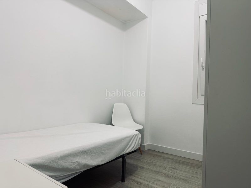 Foto 86e07bea-c1ea-4b1e-9f31-243855158155. Rent flat with heating in Centro Ourense