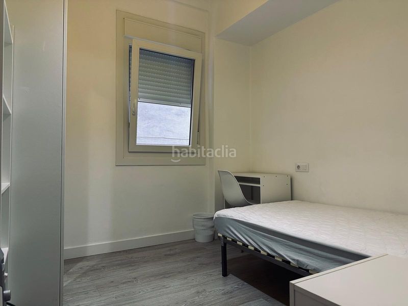 Foto d086ab11-0b5e-4203-b9c6-32c1847e4bde. Rent flat with heating in Centro Ourense