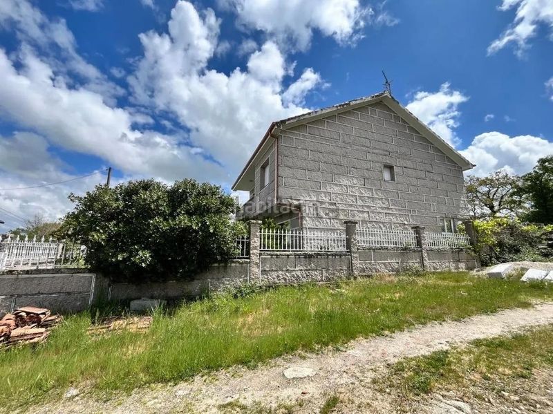 Foto 86e1af74-a488-441a-812d-aeccf12aa67e. Casa  gundin en Xinzo de Limia
