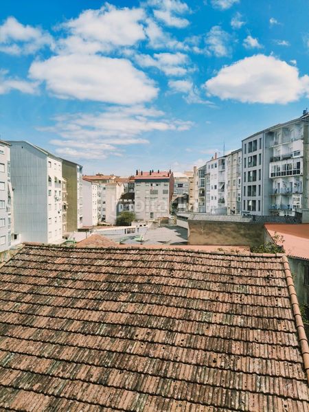 Foto da901b4d-ddf6-4b60-8215-cf4dbdef41e1. Rent flat with heating in Centro Ourense
