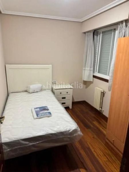 Foto b0c9101f-2245-4aed-ab89-adc6457e5139. Lloguer pis amb calefacció aparcament a Centro Ourense