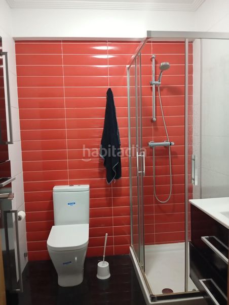Foto fa56065b-f6ff-4dd7-bf47-e0b264e4ec74. Rent flat in Vilanova de Arousa