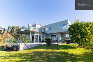 Casa  Parque de castro. Fabuloso chalet en venta en baobre
