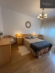 Location Appartement à Méndez núñez 3. Alquiler temporal en caión con vistas al puerto