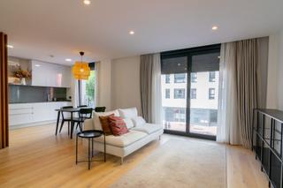 Location Appartement à Cuatro Caminos - Plaza de la Cubela. Piso en fábrica de tabacos cuatro caminos
