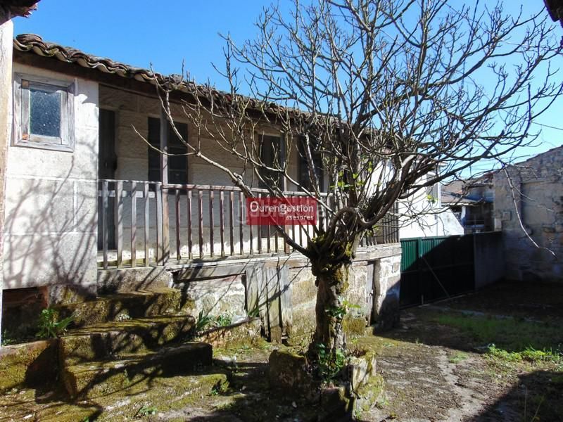 Foto e393a62e-6e51-4b5f-8a78-e8fdc84e592c. Casa  con parcela pereiro de aguiar en Pereiro de Aguiar (O)